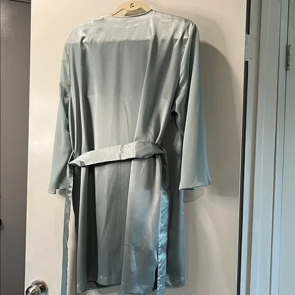 Valentino Intimo Green Satin Chiffon 2 Pc Chemise and Robe. NWOT vintage. - Picture 11 of 13